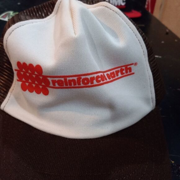 Vintage Reinforced Earth Trucker Hat - USA - Picture 2 of 6